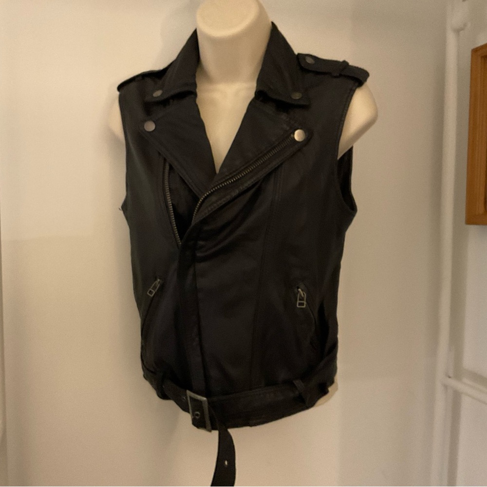 Black Sleeveless Leather Vest